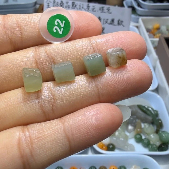未镶嵌和田玉珠宝半成品