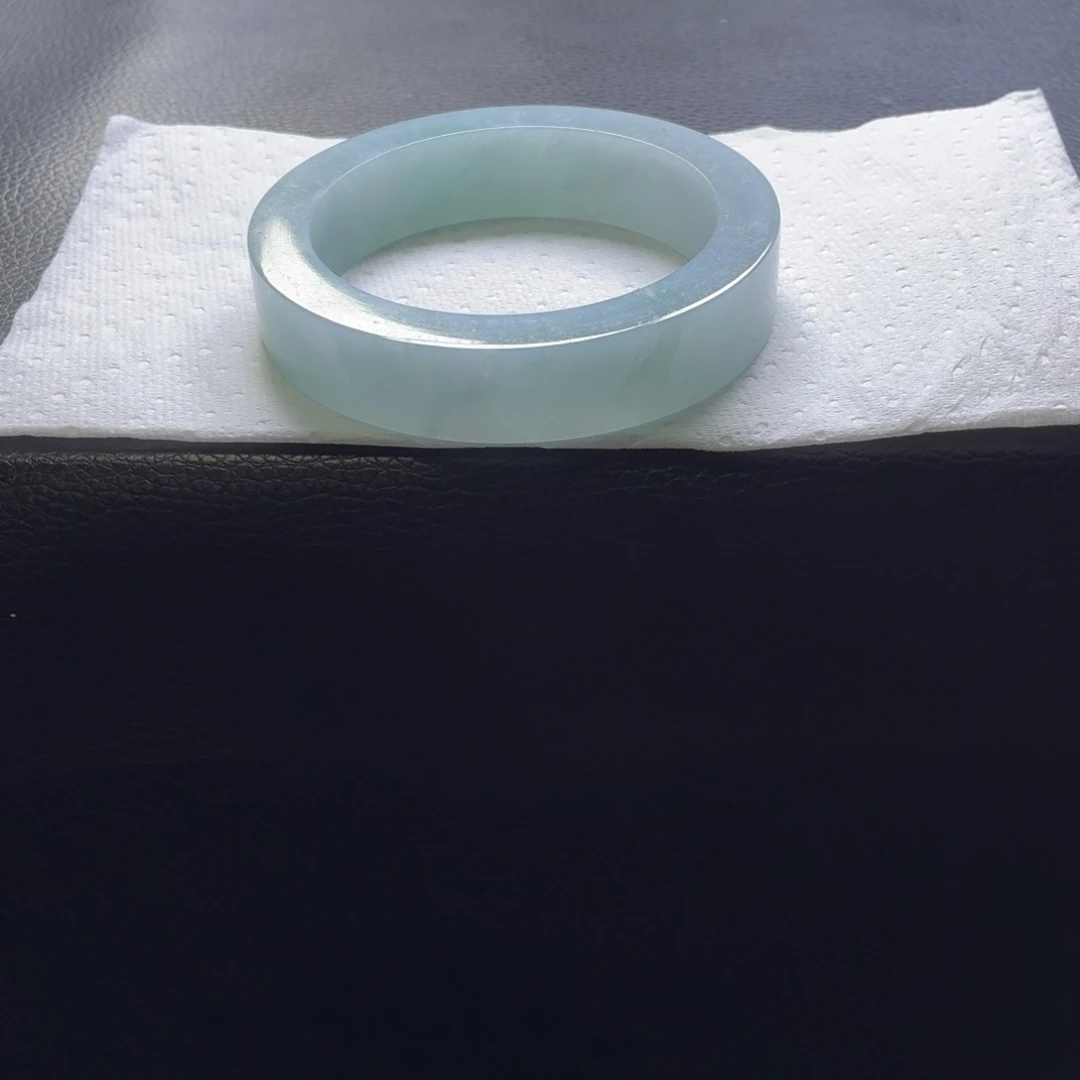 定制翡翠未镶嵌高端翡翠手镯定制