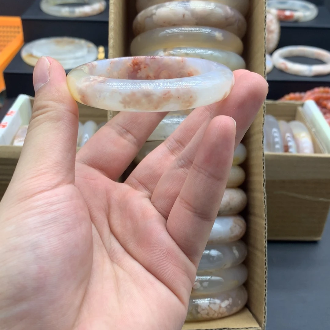 【闪购商品】玛瑙/玉髓手镯未镶嵌禾*