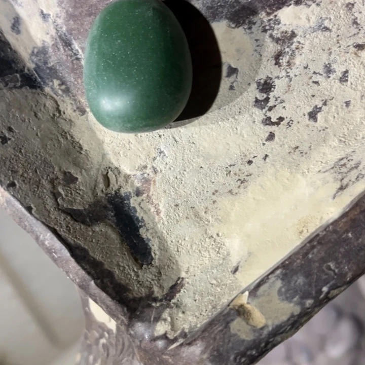 透闪石质玉未镶嵌车挂