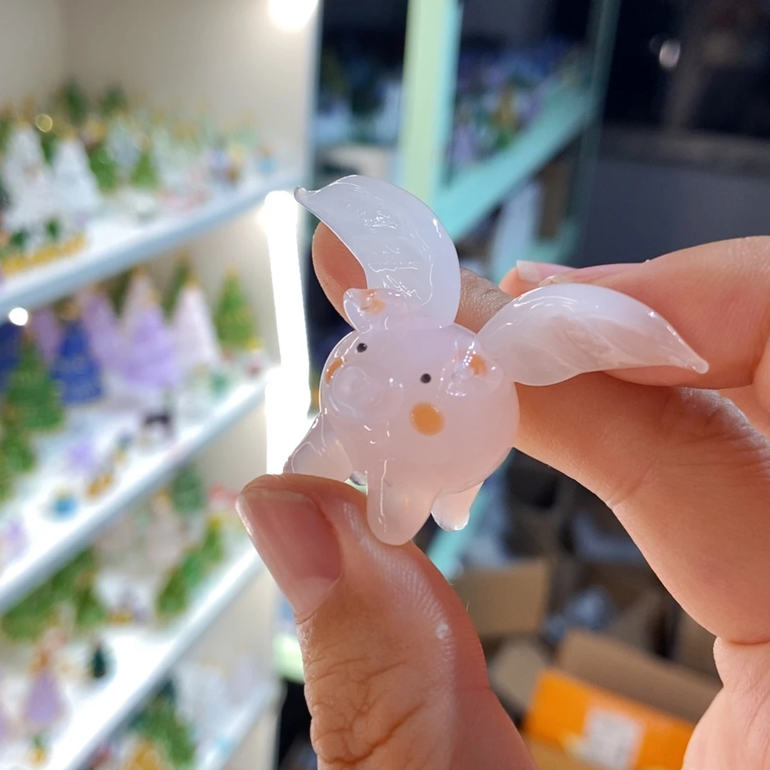 手工艺品琉璃飞猪
