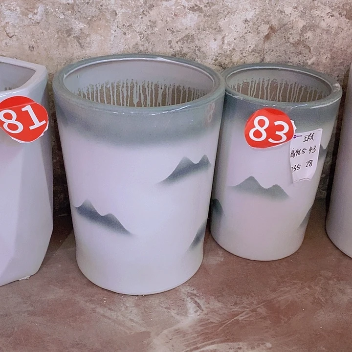 山水笔筒大号两个默认微瑕