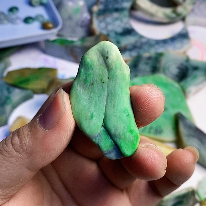 精***4翡翠散珠天然翡翠A货挂件