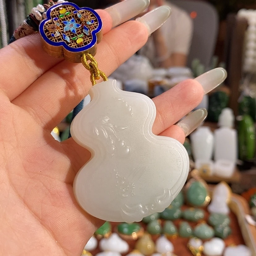 【闪购商品】和田玉未镶嵌吊坠(赠链)