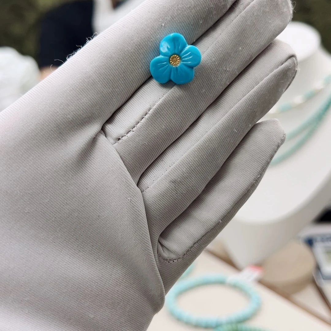 绿松石未镶嵌玉化莲花