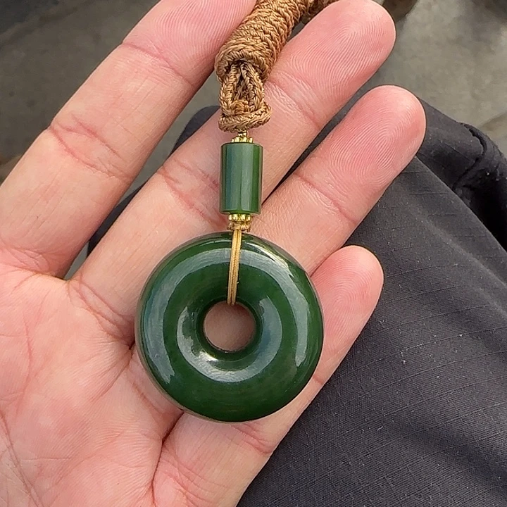 和田玉（碧玉）未镶嵌颈饰