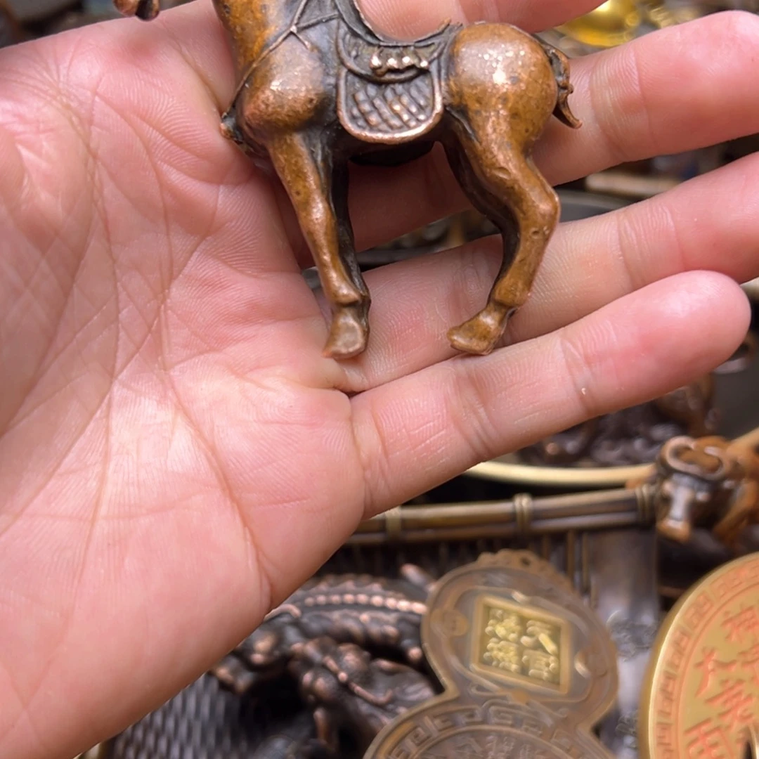 精美铜器点击下单