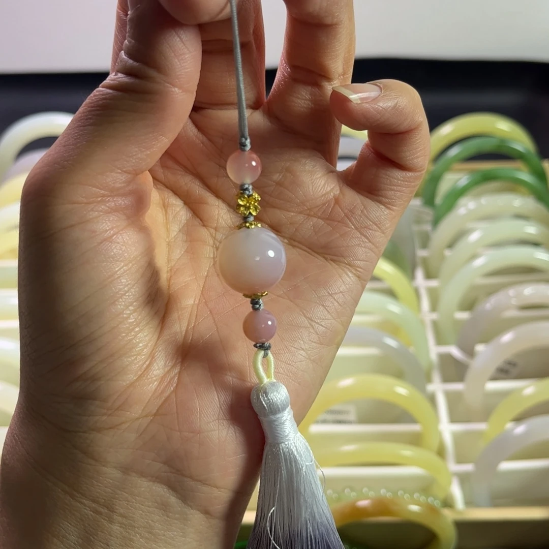 未镶嵌玛瑙手饰吊坠