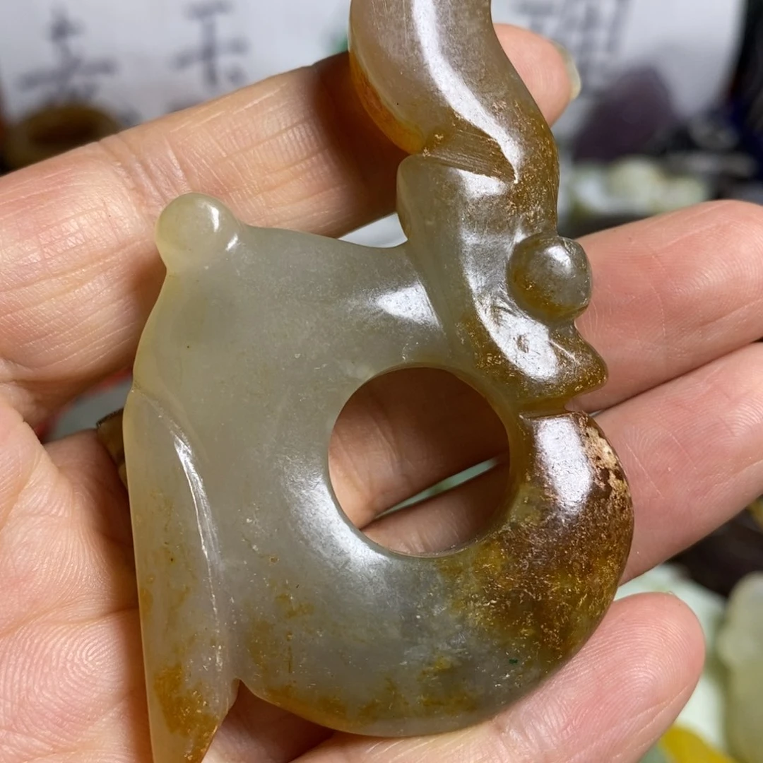 和田玉（糖玉）未镶嵌颈饰