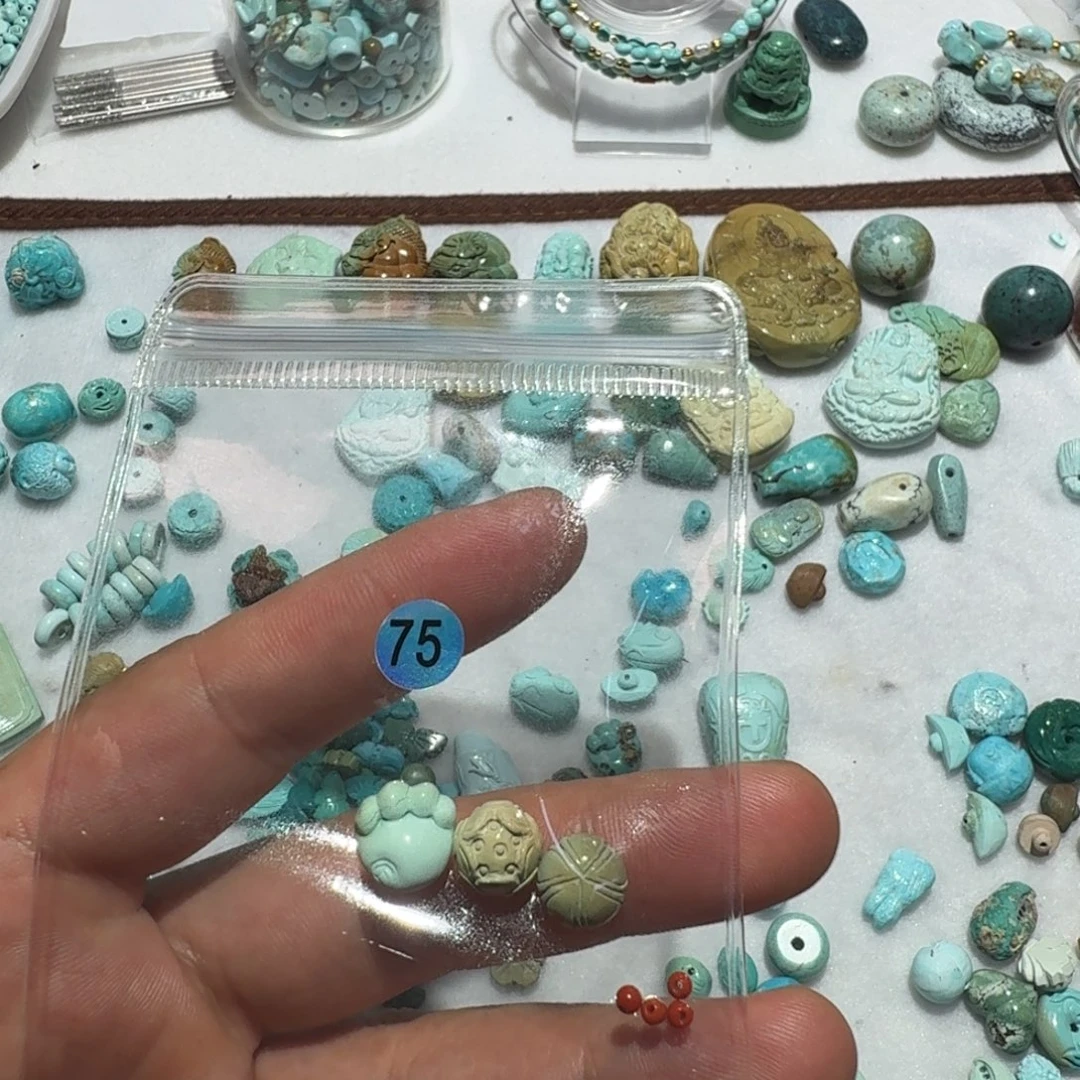 A***e未镶嵌南红玛瑙珠宝奇石