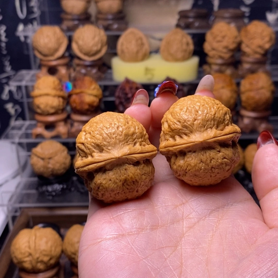 文玩核桃把件Ｚ2龙麟铁狮子40尺