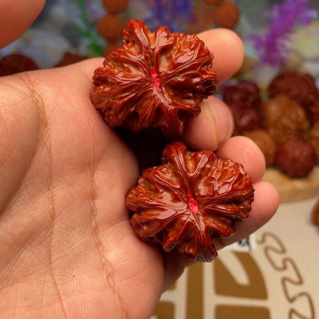 文玩核桃把件小众狮子头边38肚38红