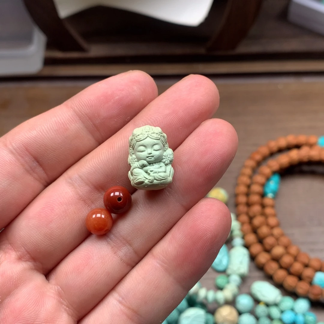 南红玛瑙未镶嵌雕刻