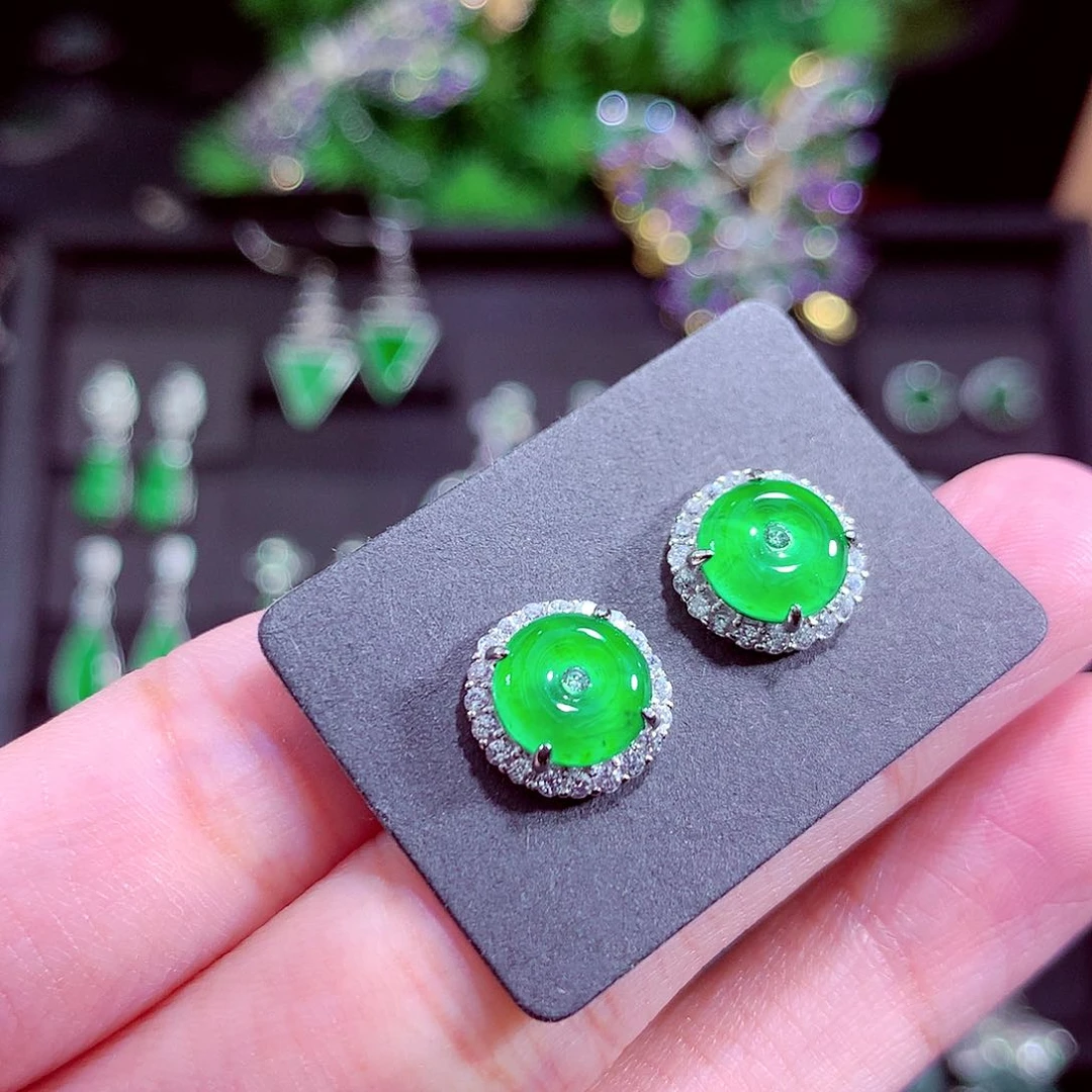 颈饰未镶嵌翡翠天然