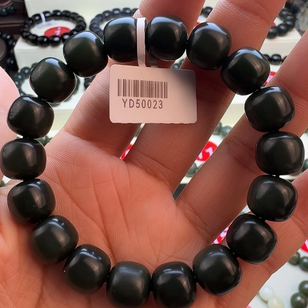 和田玉未镶嵌手串