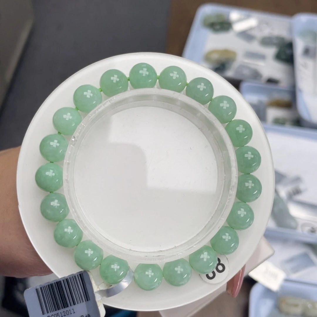 翡翠颈饰未镶嵌洋****手串