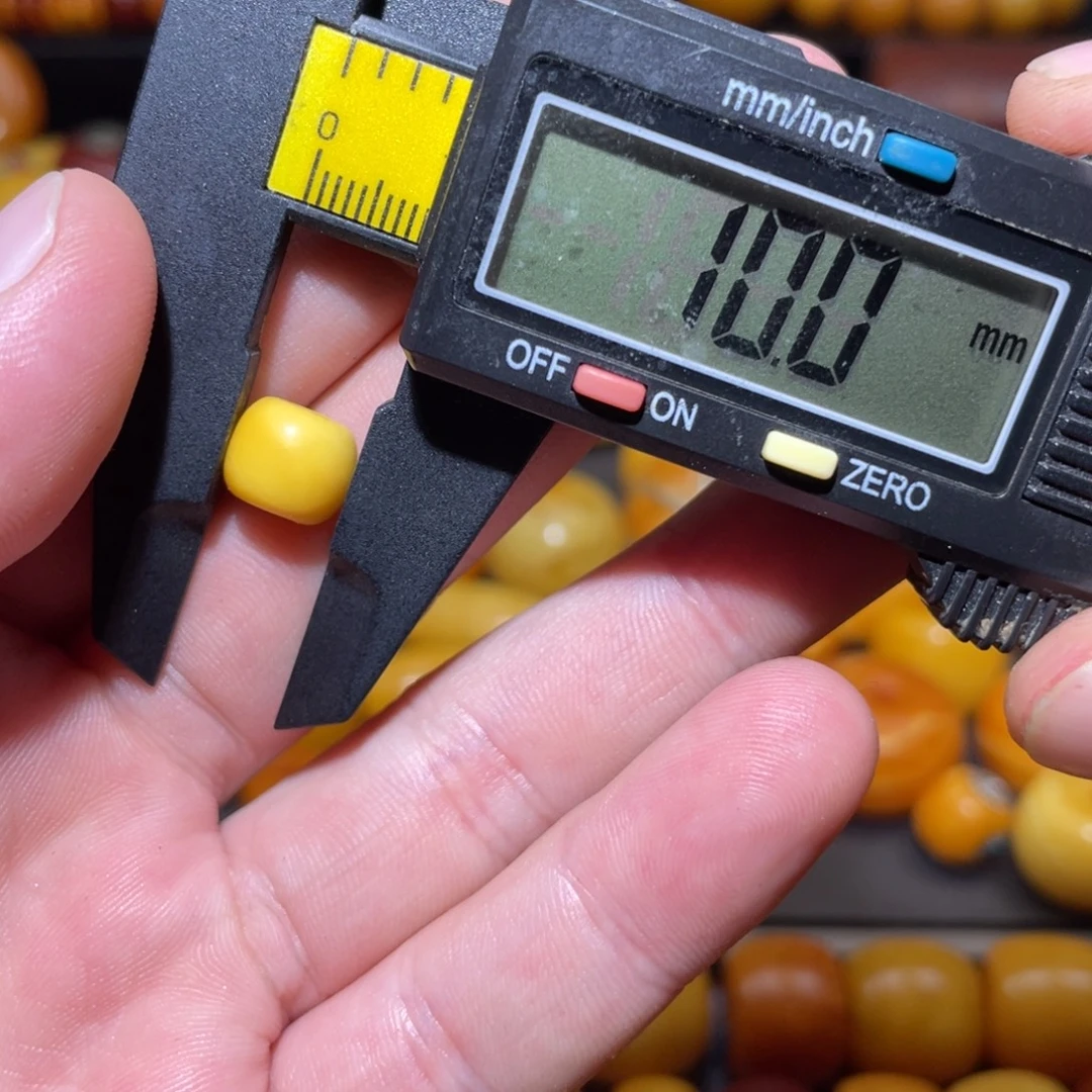 琥珀未镶嵌裸石墩子