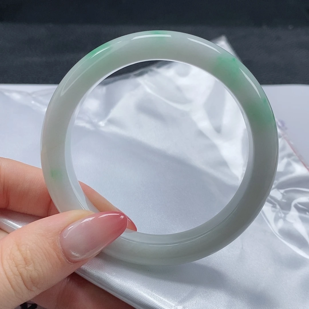 【闪购商品】翡翠手镯未镶嵌302号
