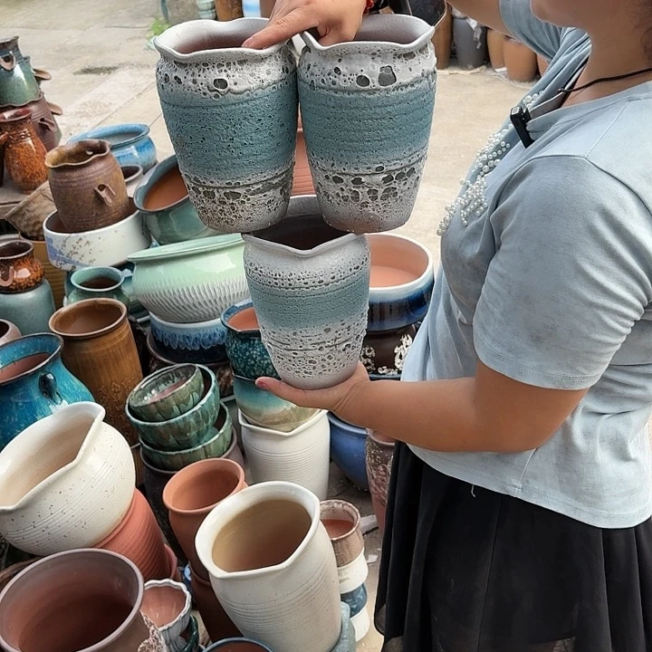 14口20 高瑕疵三个盆子。