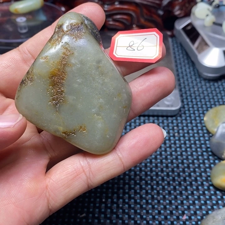 未镶嵌和田玉把件86