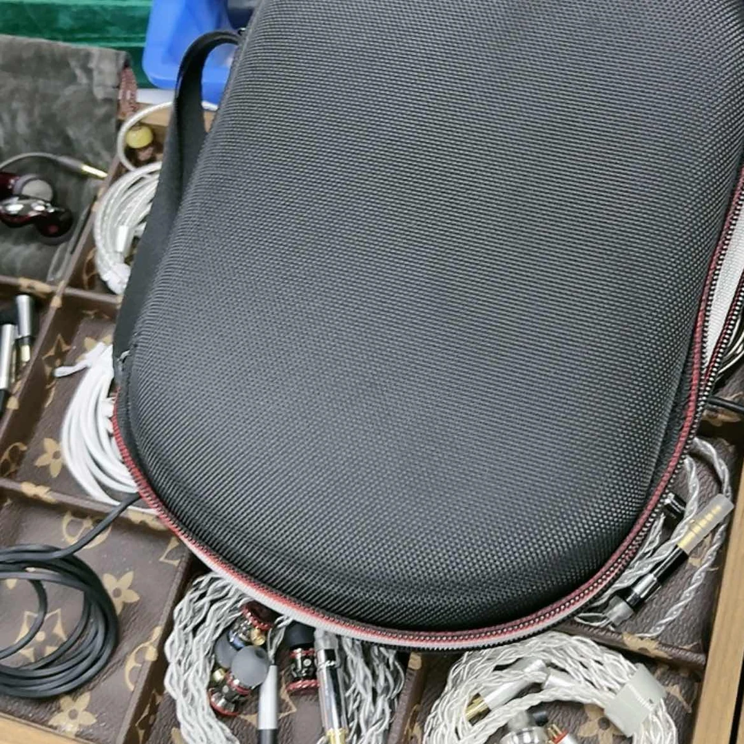 【闪购商品】95新收纳包