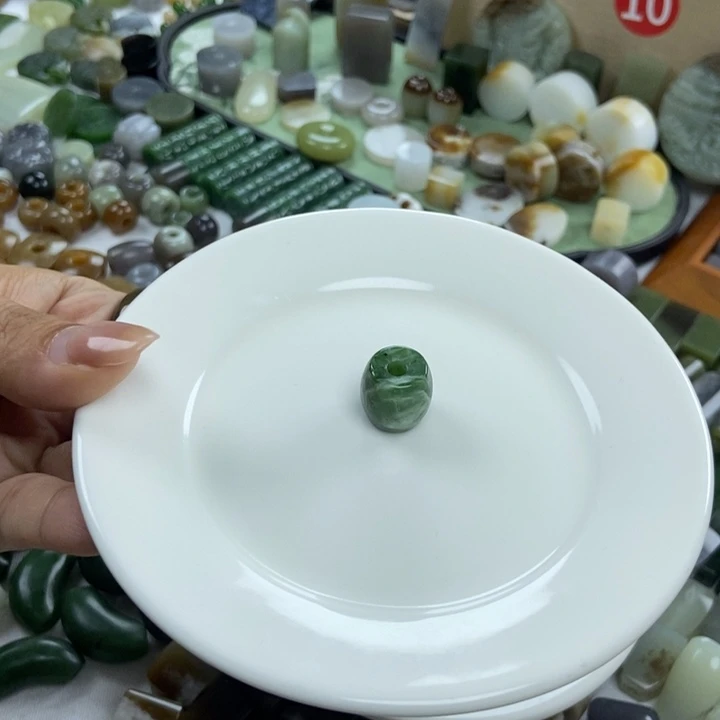 未镶嵌和田玉珠宝半成品@****?