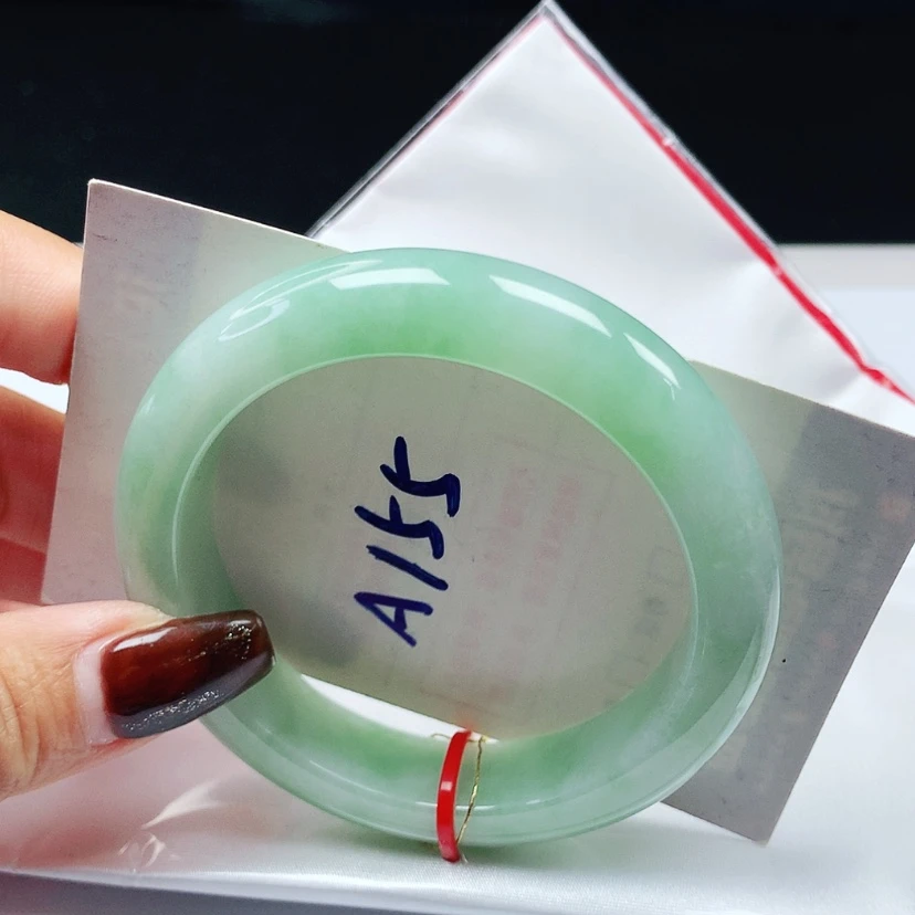 【闪购商品】翡翠手镯未镶嵌 正圈53+