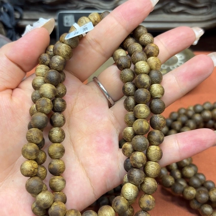 大叶紫檀（黑酸枝木类）