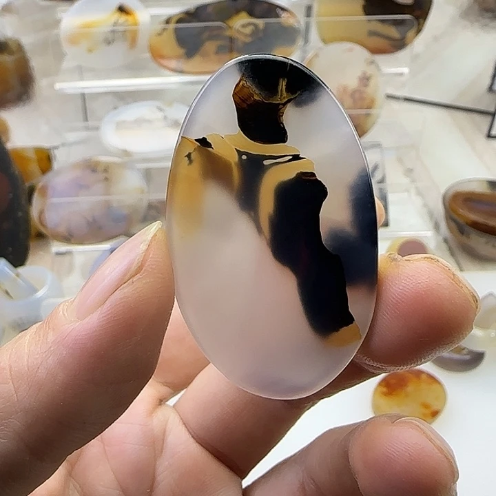 玛瑙/玉髓未镶嵌颈饰