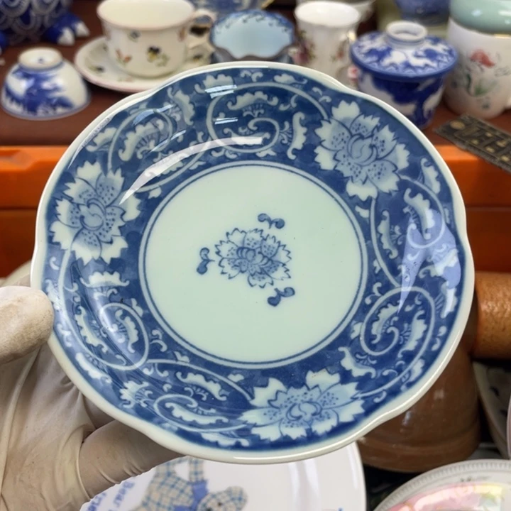 他家瓷器真美…开播了