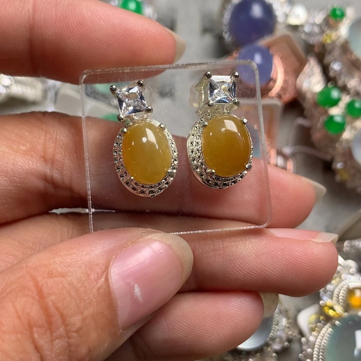 翡翠未镶嵌颈饰天然翡翠耳钉