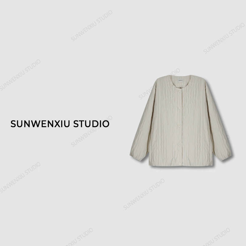 swx studio3店 “品质在线”面里同料极简高品质圆领绗线秋外套