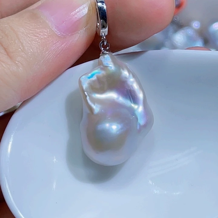 颈饰未镶嵌淡水珍珠