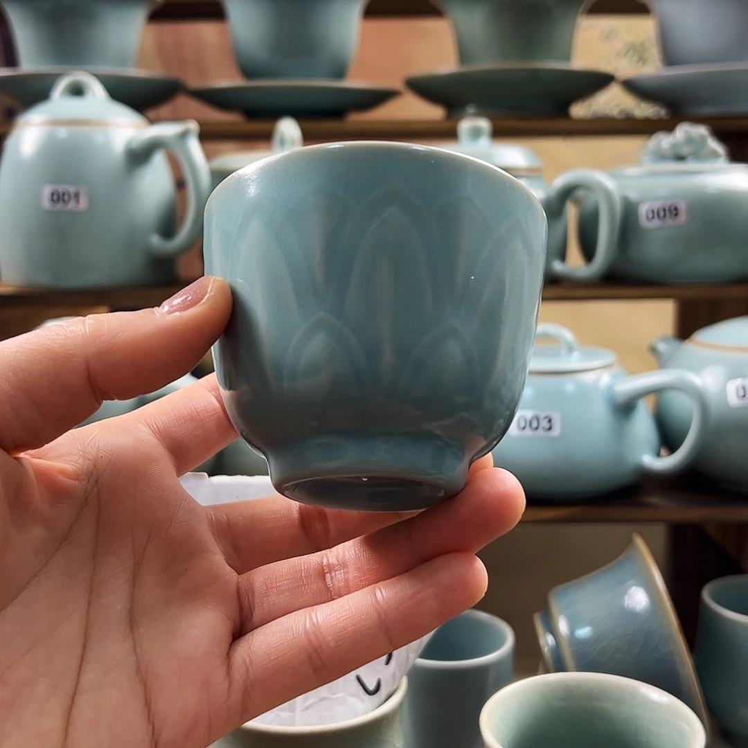 仿古釉水莲瓣杯开播