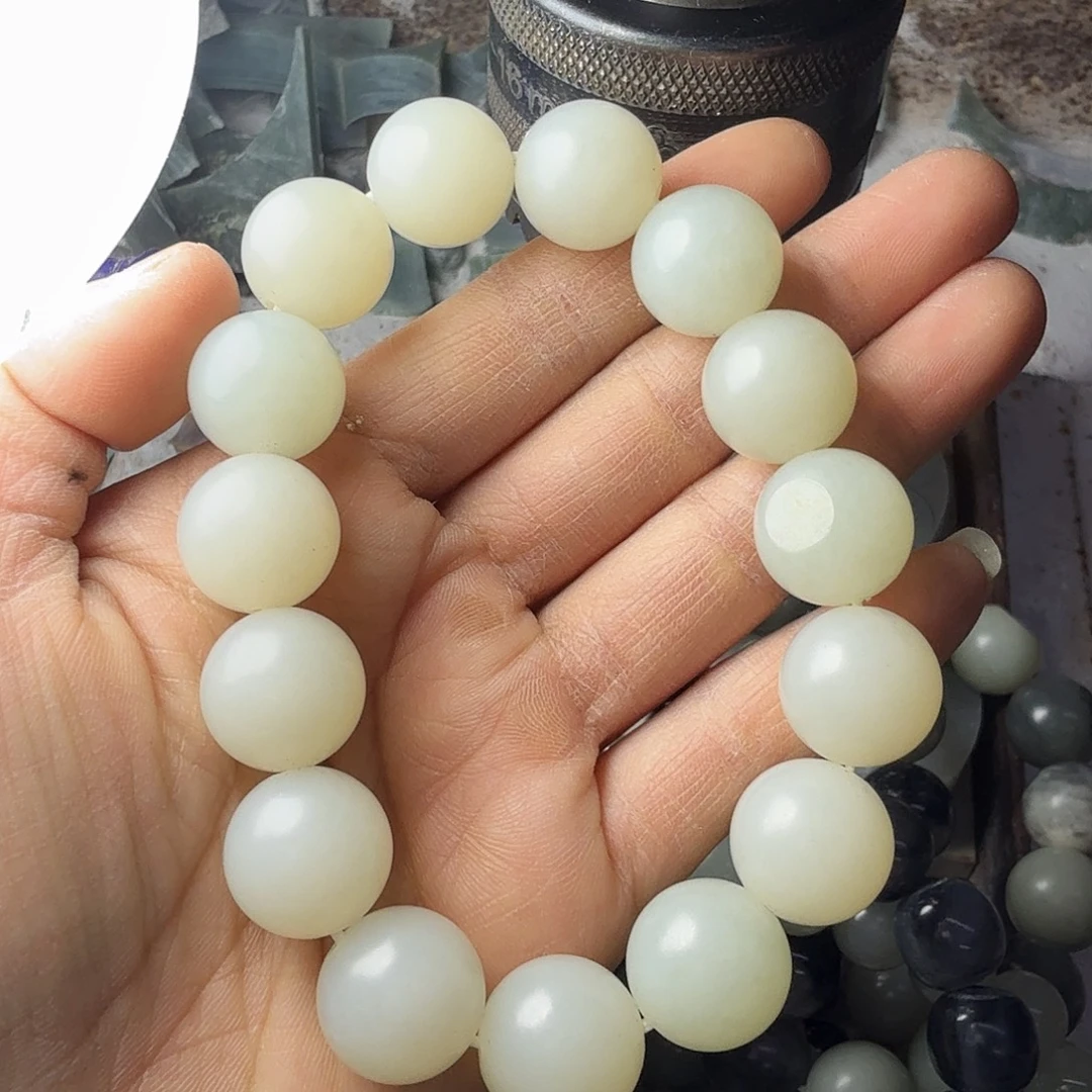 和田玉未镶嵌手链