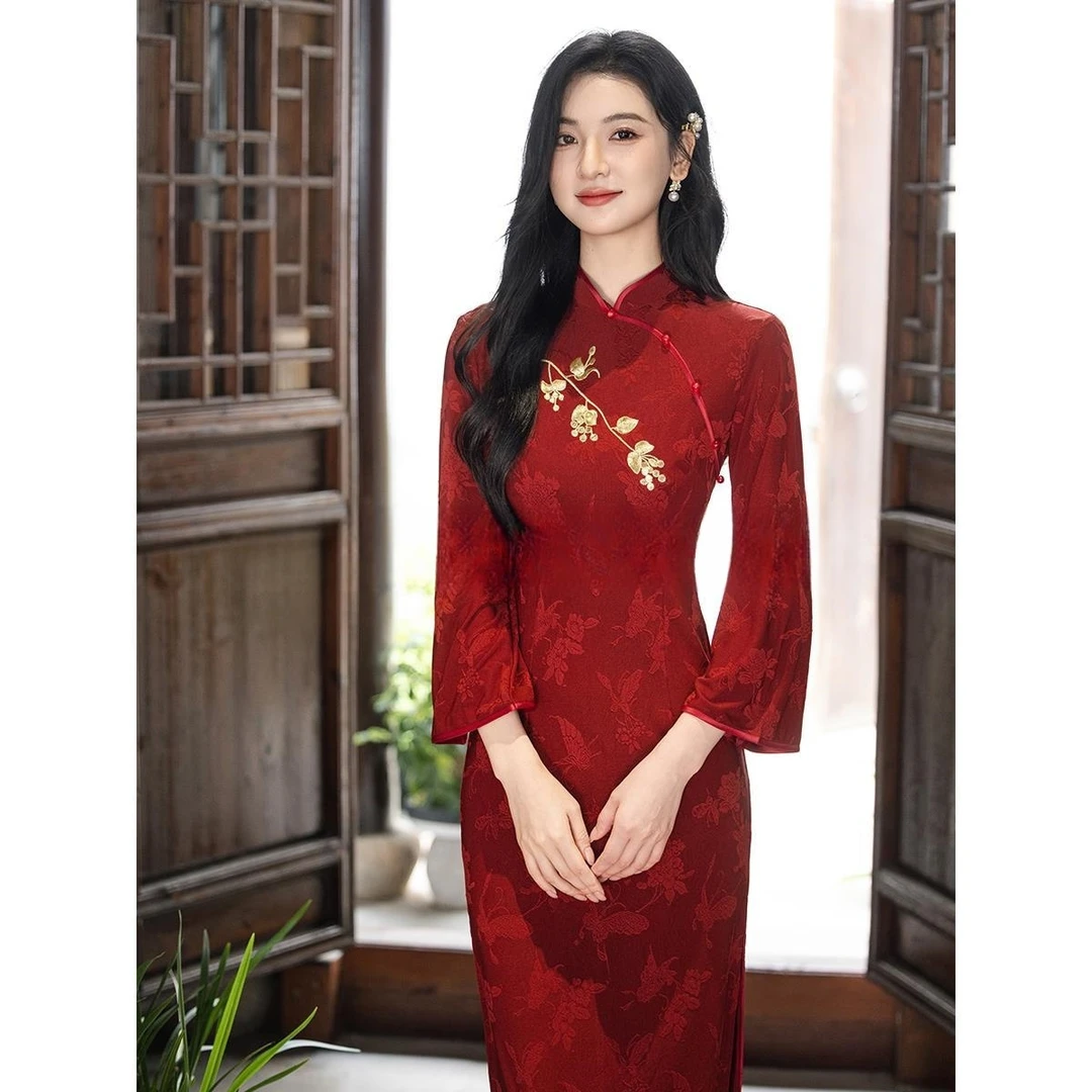 红色旗袍女新中式2025新款秋季长袖订婚敬酒服改良年轻款日常可穿