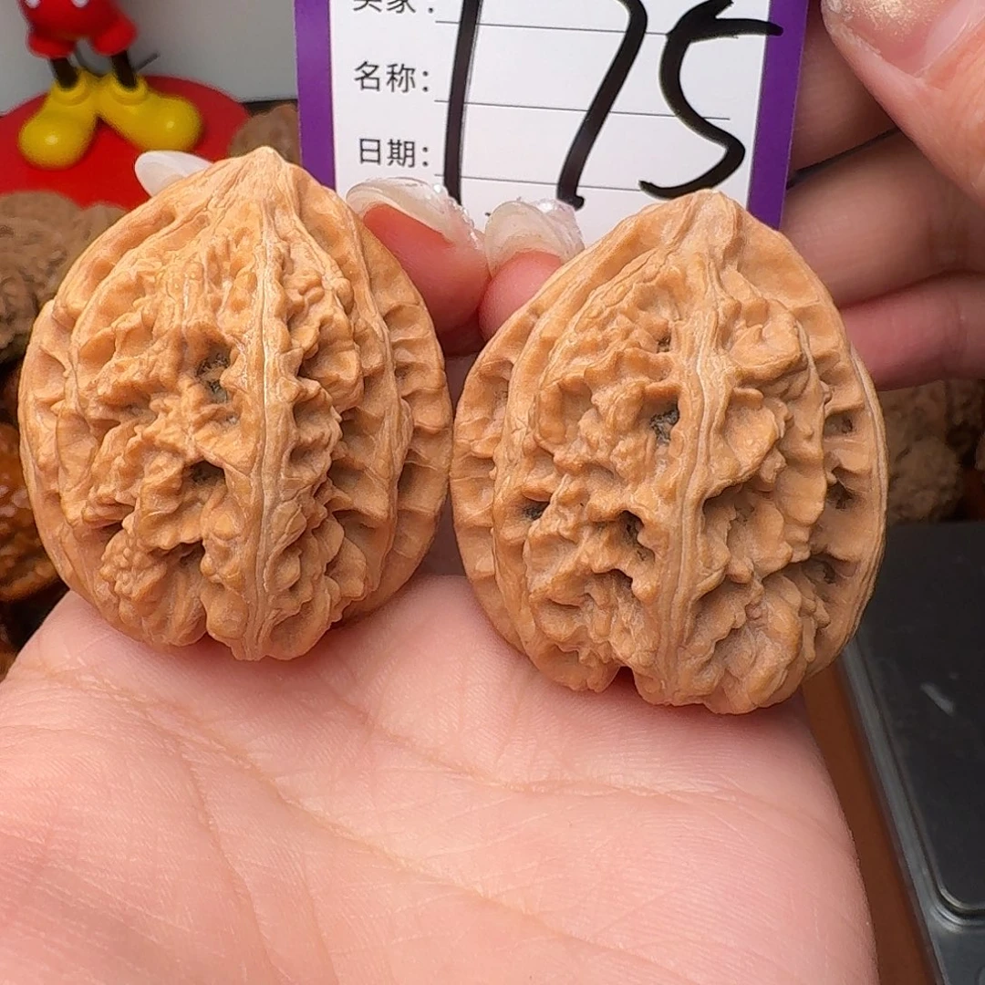 吊坠文玩核桃三羊谷39