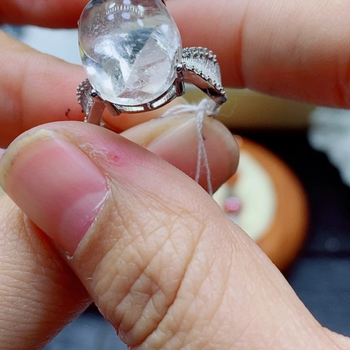 水晶颈饰未镶嵌?****）水晶