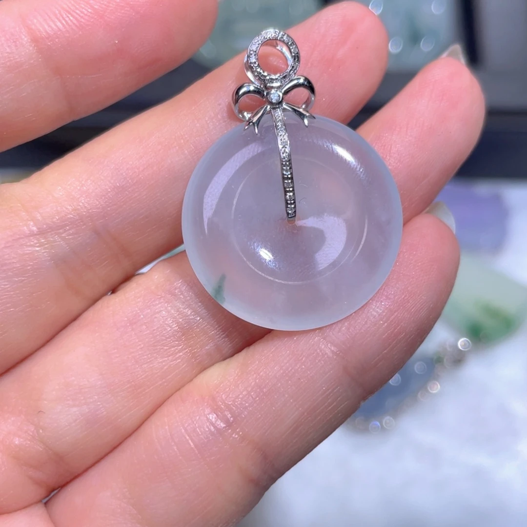 颈饰18K金镶嵌翡翠翡翠