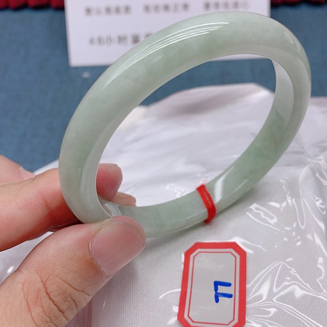 悠***然未镶嵌手镯翡翠77777/59