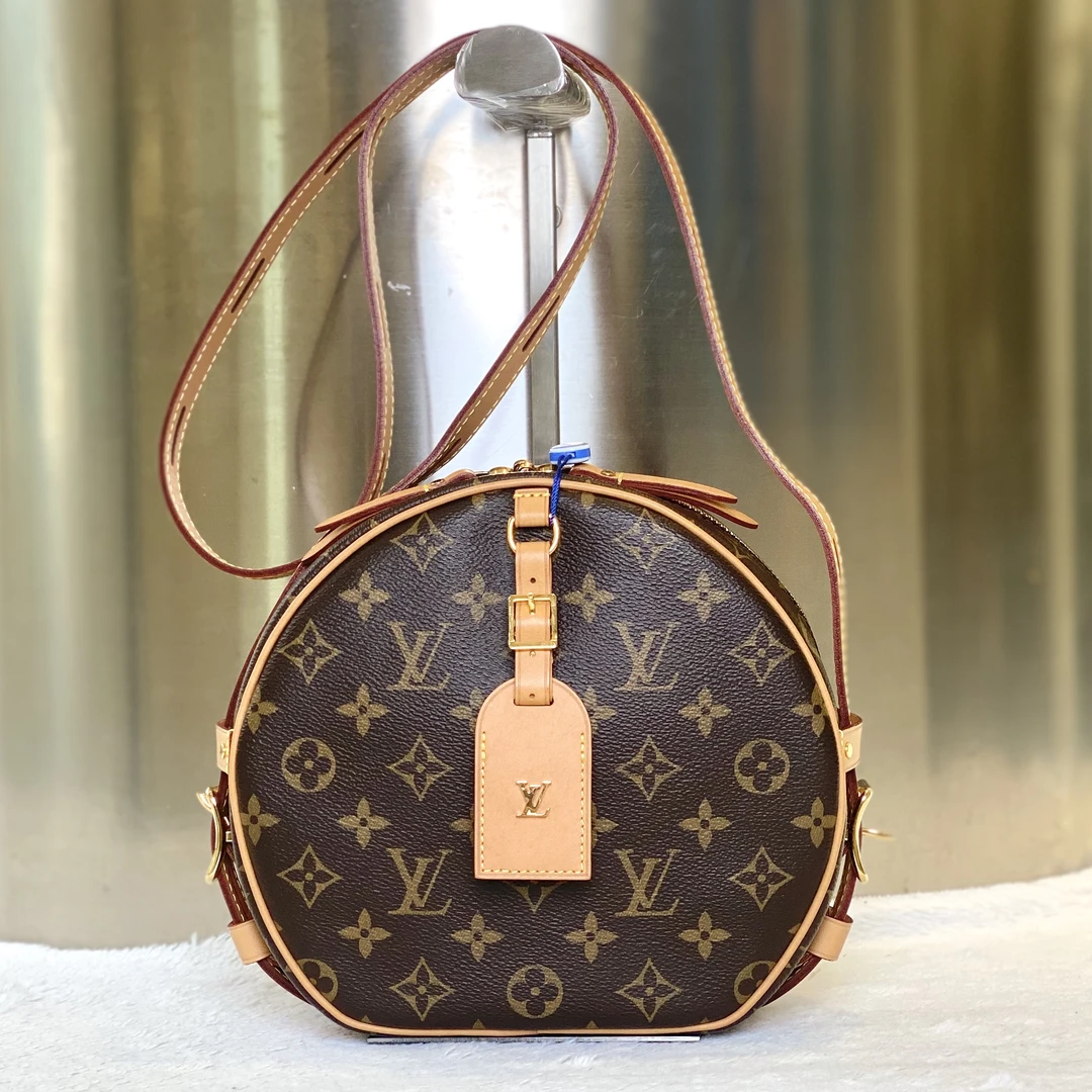 99新 LouisVuitton/路易威登 98新古有LV老花大圆饼斜挎包8515