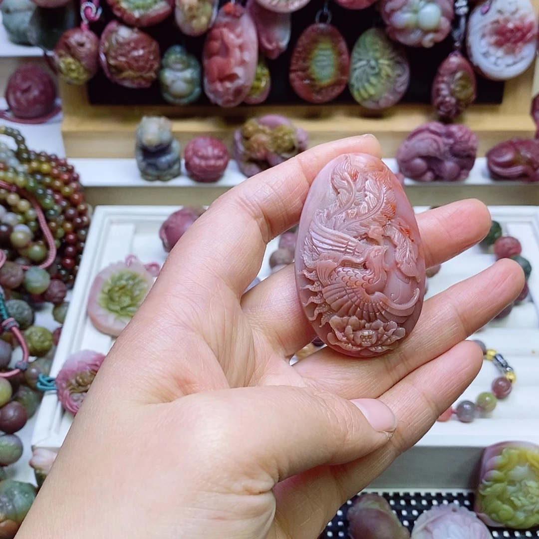 玛瑙/玉髓盐源玛瑙吊坠未镶嵌