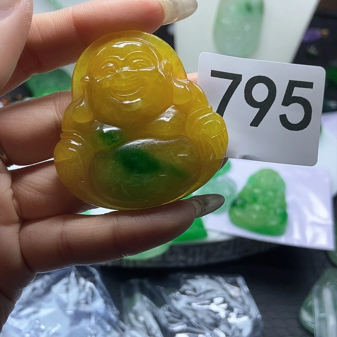 翡翠吊坠(赠链)未镶嵌