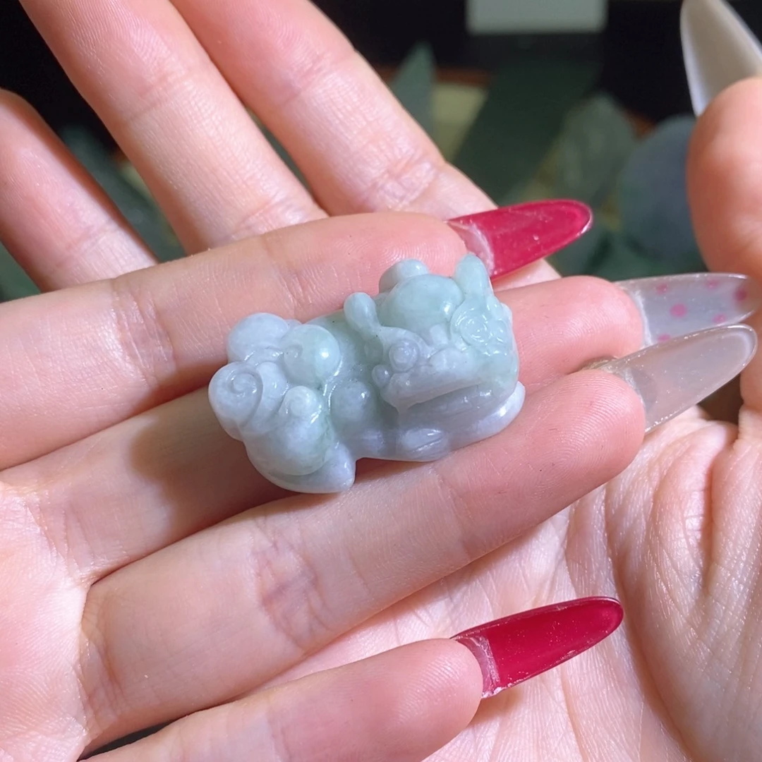 翡翠未镶嵌颈饰mm