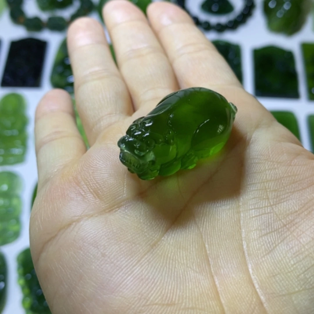 【闪购商品】未镶嵌蛇纹石玉颈饰