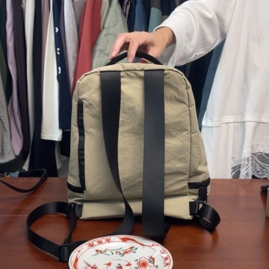 瓷片10升。。。。。。。。。。。。。。