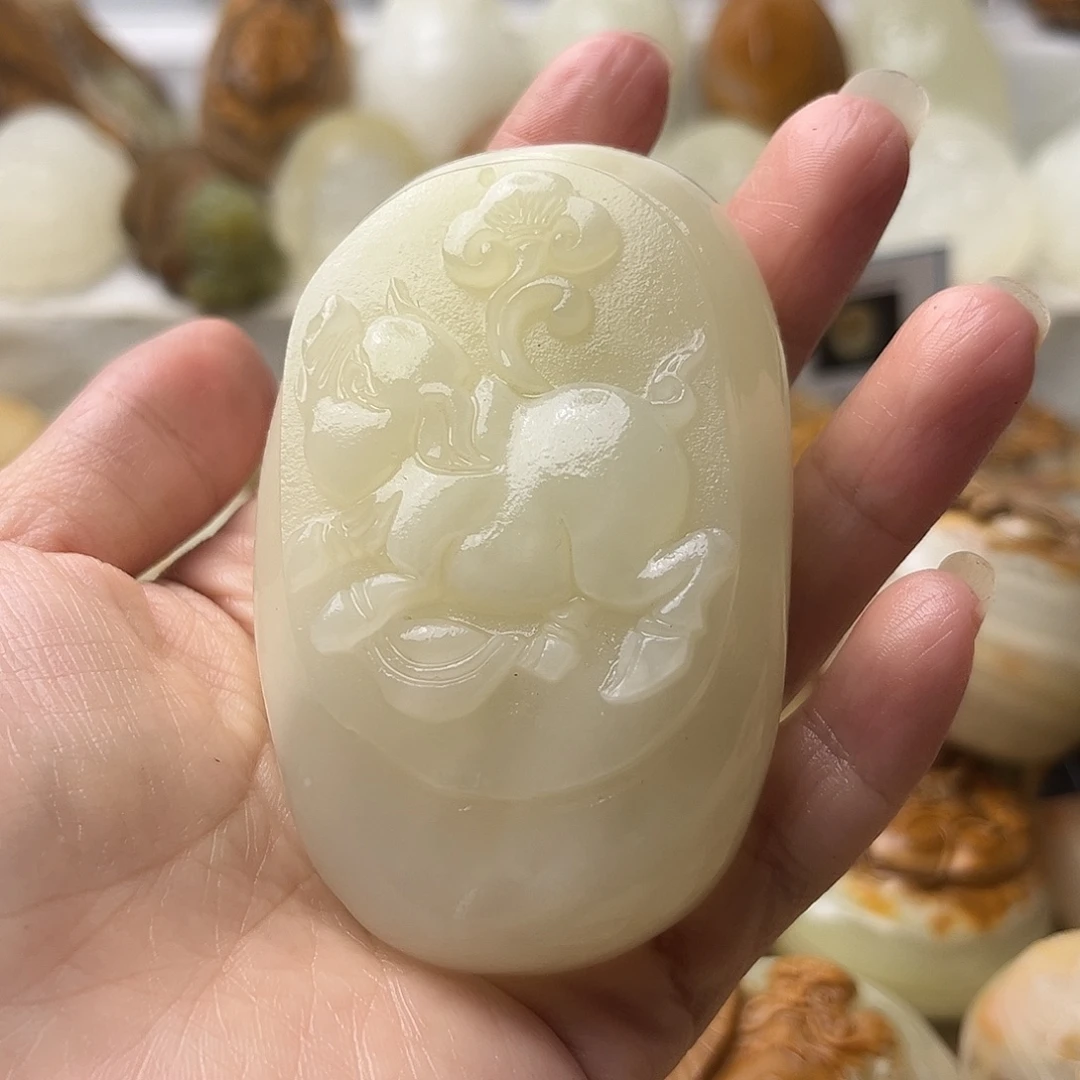 石材方解石手把摆件不退换猪