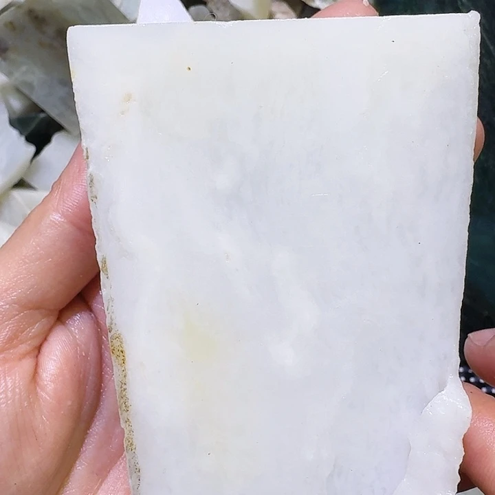 和田玉未镶嵌珠宝奇石