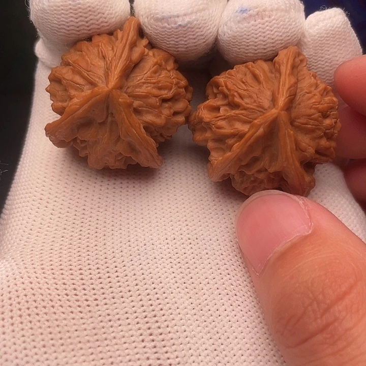 吊坠文玩核桃盘山