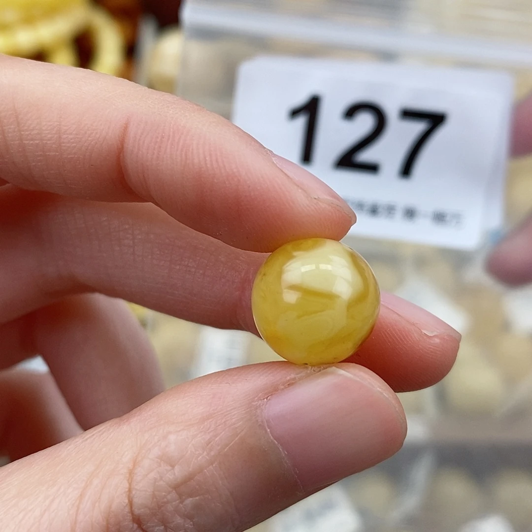 蜜蜡未镶嵌珠宝奇石13